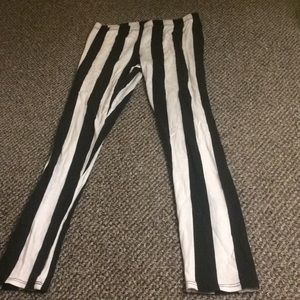 Striped leggings